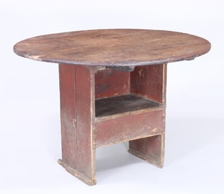 Small 18th Century American Shoe Foot Hutch Table