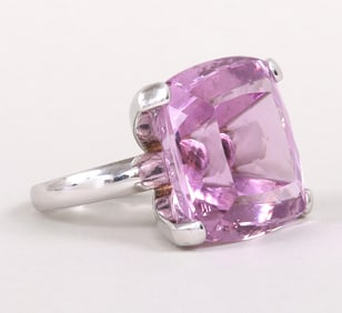 Large Amethyst 18k White Gold Ring