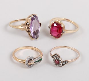 Group of (4) Gold Rings with Stones