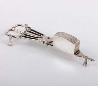 Pair of Irish wick snuffers, maker "IS", Dublin, circa 1800-1810.