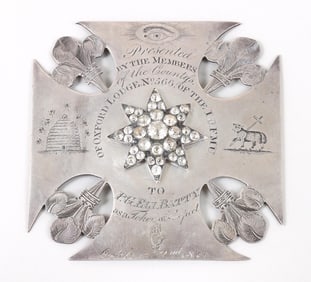 An elaborate cruciform Masonic presentation jewel in the original box, James Hobbs or Jonathan