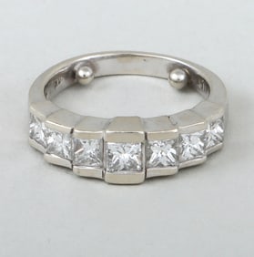14k White Gold Diamond Ring