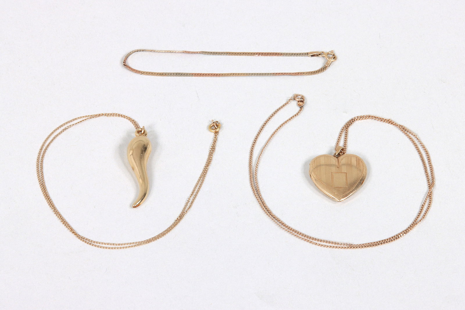 Group of (3) 14k Gold Chain Jewelry (1 of 10)