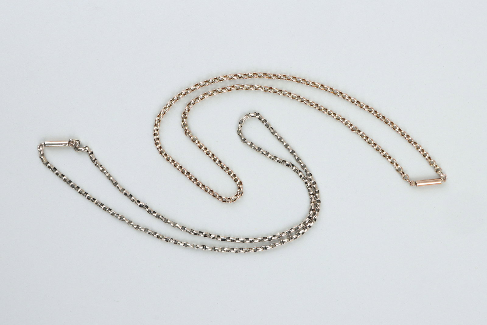 Group of (2) 9k Gold Chain Necklaces (1 of 8)