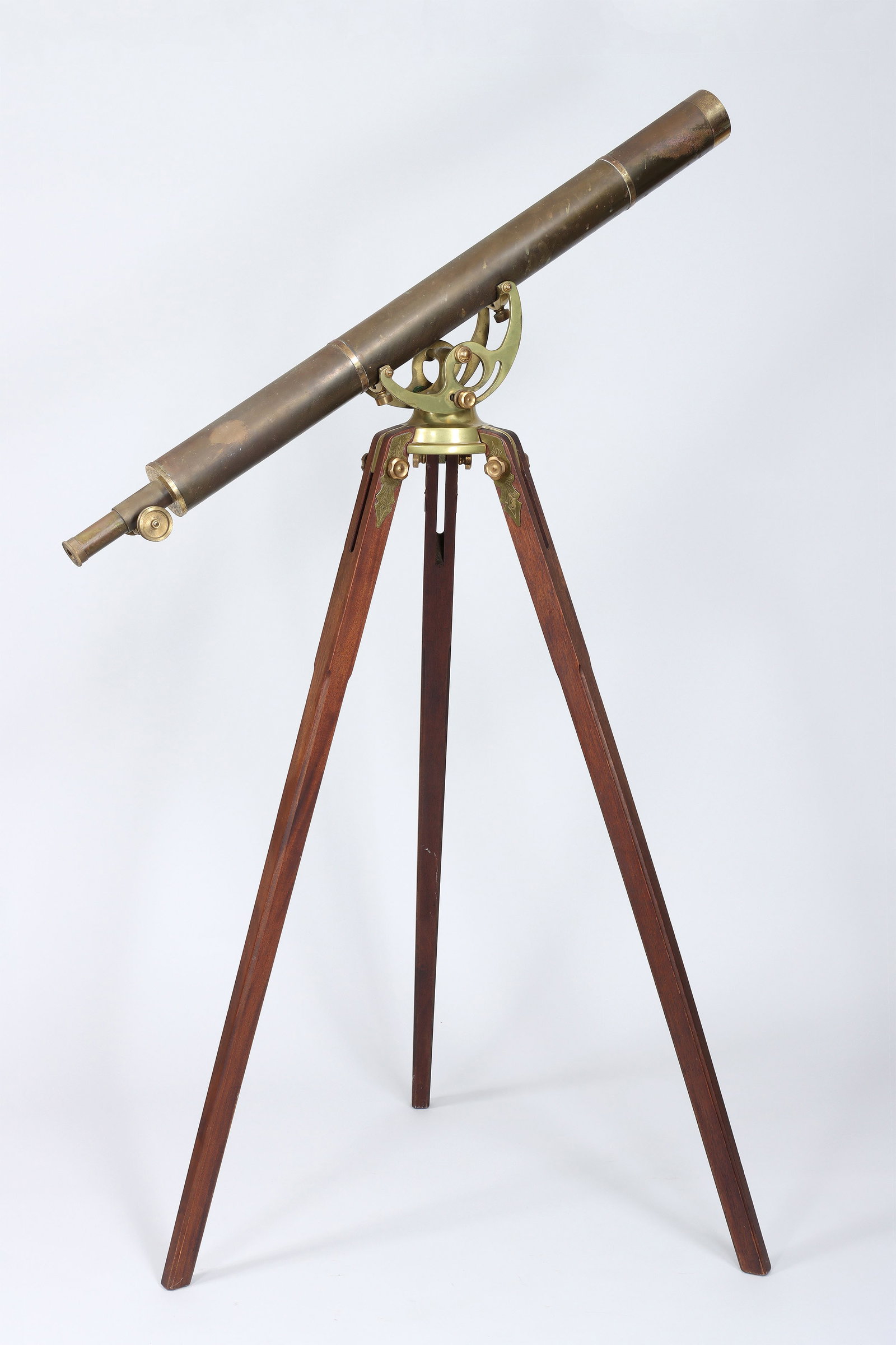 Bausch & Lomb Brass Telescope (1 of 9)