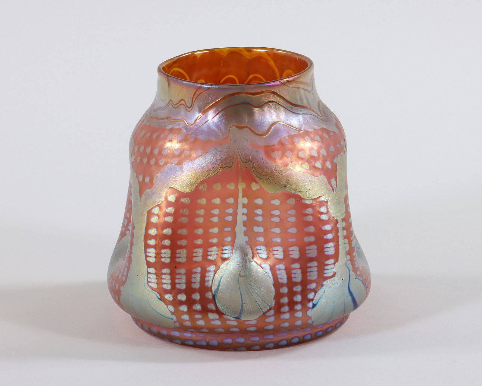 Loetz "Phaenomen" Glass Vase (1 of 6)