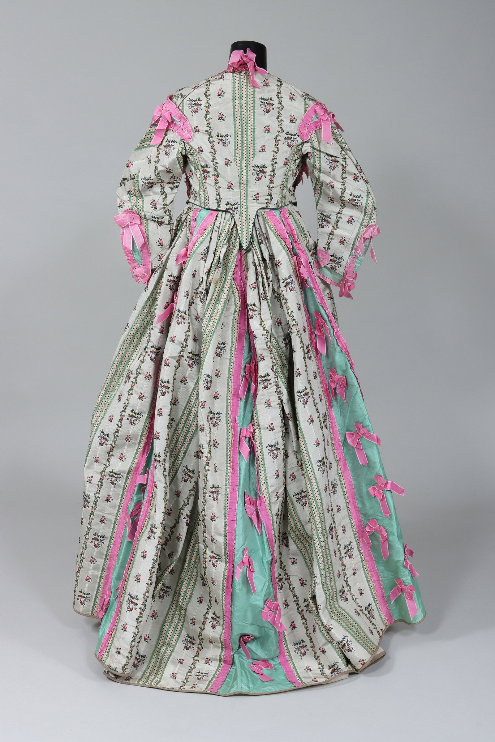 18C/19C Dress - 2