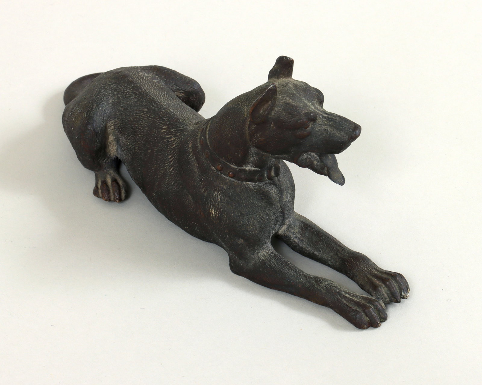 Austrian Bronze Recumbent Dog - 3