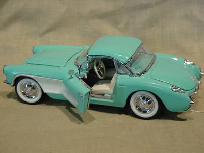 3001: Franklin Mint 1/24 Scale 1956 Chevrolet Corvette