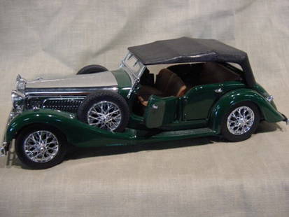 Franklin Mint 1/24 Scale 1938 Alvis 4.3 Litre: Die Cast model has removeable top, produced in 1989