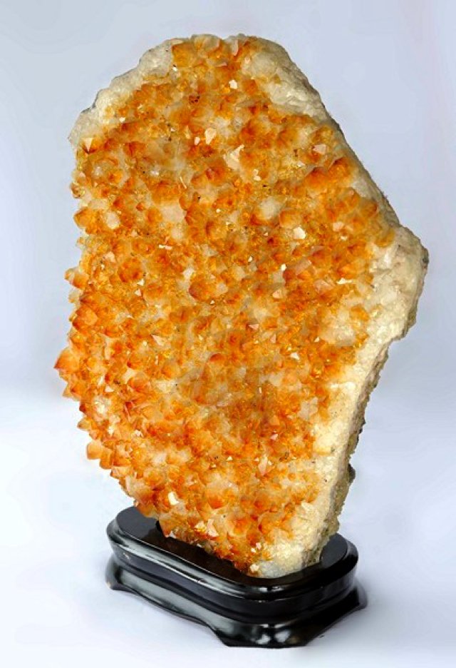 Mineral stone (1 of 1)