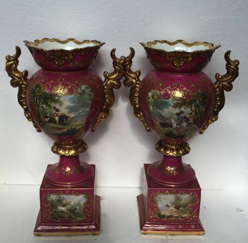 French Porcelain Vases: Pair French porcelain vases in old Paris with a square base and miniatures. Special decorations in gold embossed. Second half of the nineteenth century H. cm.42 P. cm.19