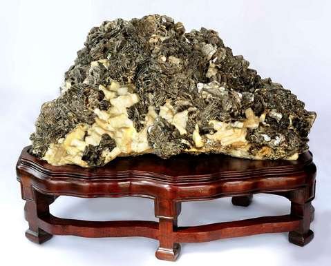 Jade mineral stone (1 of 1)