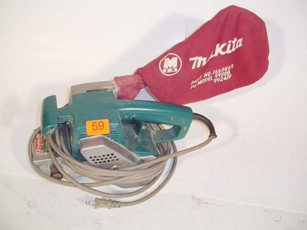 Makita belt 2024 sander 9900b