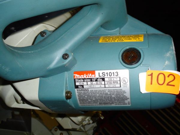 Makita Dual Compound miter saw Rousseau - 3