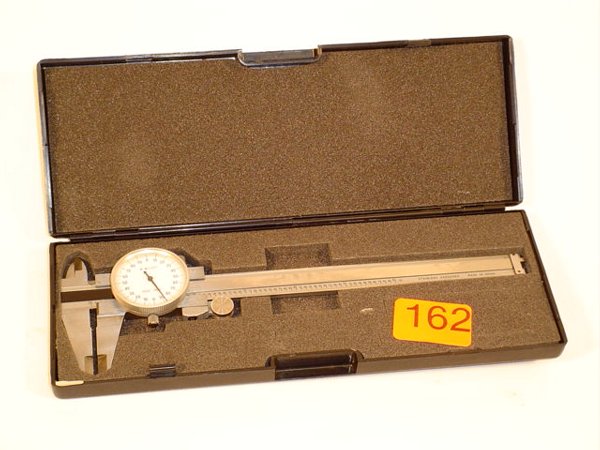 Dial 6 inch caliper in box
