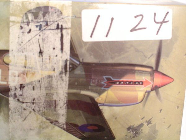 Model Kit Hasegawa Curtiss Kittyhawk: Hasegawa Curtiss Kittyhawk Mk.1, Scale 1:72, Kit AT9 #02509 Condition: Complete in box; tape on cover Shipping: Our zip code is 95125. You can calculate your own shipping charges via UPS using 2 pound