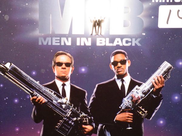 Laserdisc: Men in Black (widescreen)