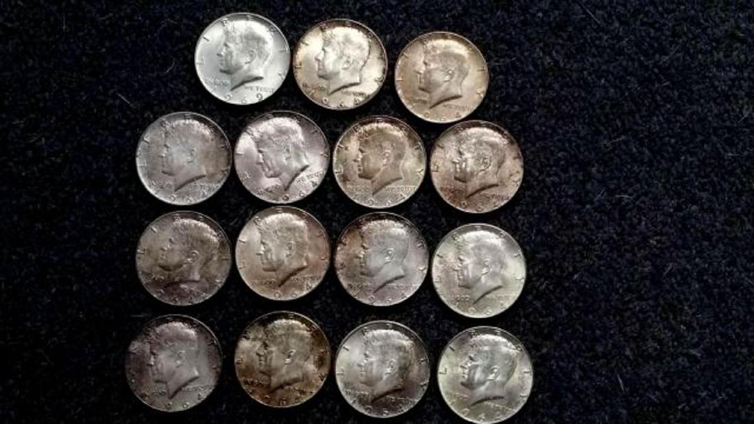 (15) Kennedy Half Dollar Coin Lot (1 of 4)