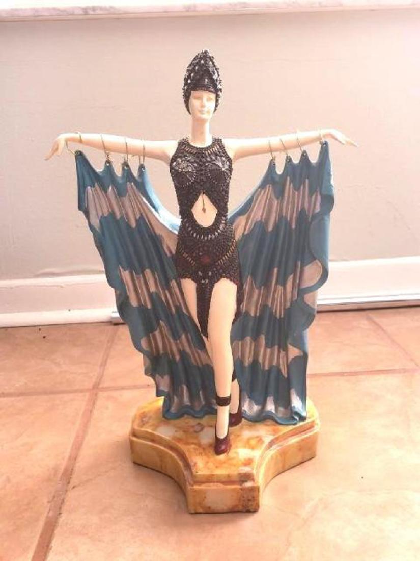 Showgirl Statue (1 of 6)