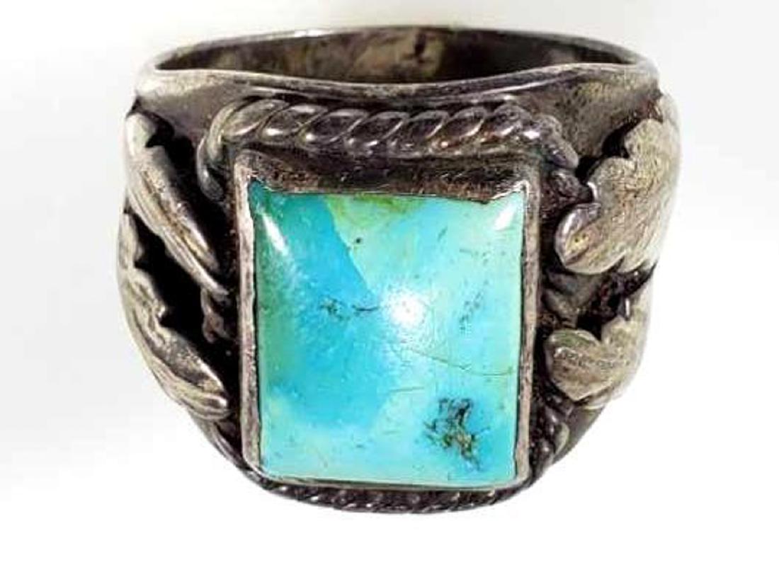 Vintage Navajo Turquois Mens' Silver Ring (1 of 5)