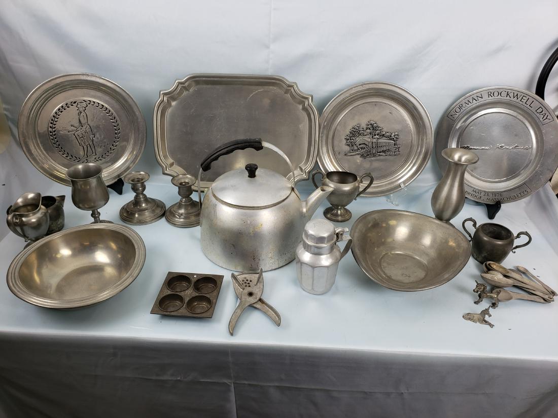 LARGE METAL LOT/PEWTER, ALUM.-Poole, Wilton, Wearever (1 of 20)
