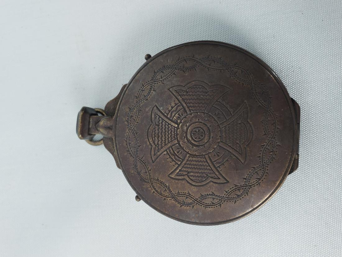 Sterling Silver Pill Box: A sterling silver pill box that has a lovely Celtic type cross on the front. There is a 41 make on the inside. 31.9 grams tw.