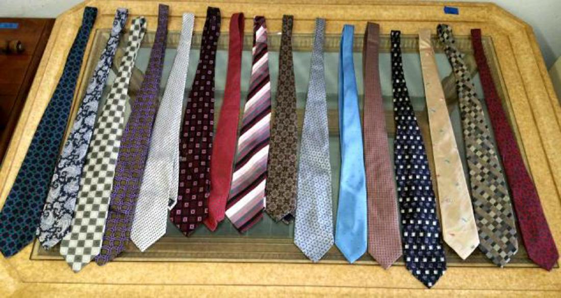 16 Designer Men's Ties: 16 Designer Men's Ties, Brands Listed Below Ties including Allen Lolly (England), Pronto-Uomo (Silk), Christian Dior (Italy, silk), Kenneth Cole, Enrico Venturi (Italy), Peacock, Mallory & Church 
