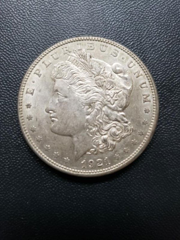 1921 D Morgan Silver Dollar (1 of 2)