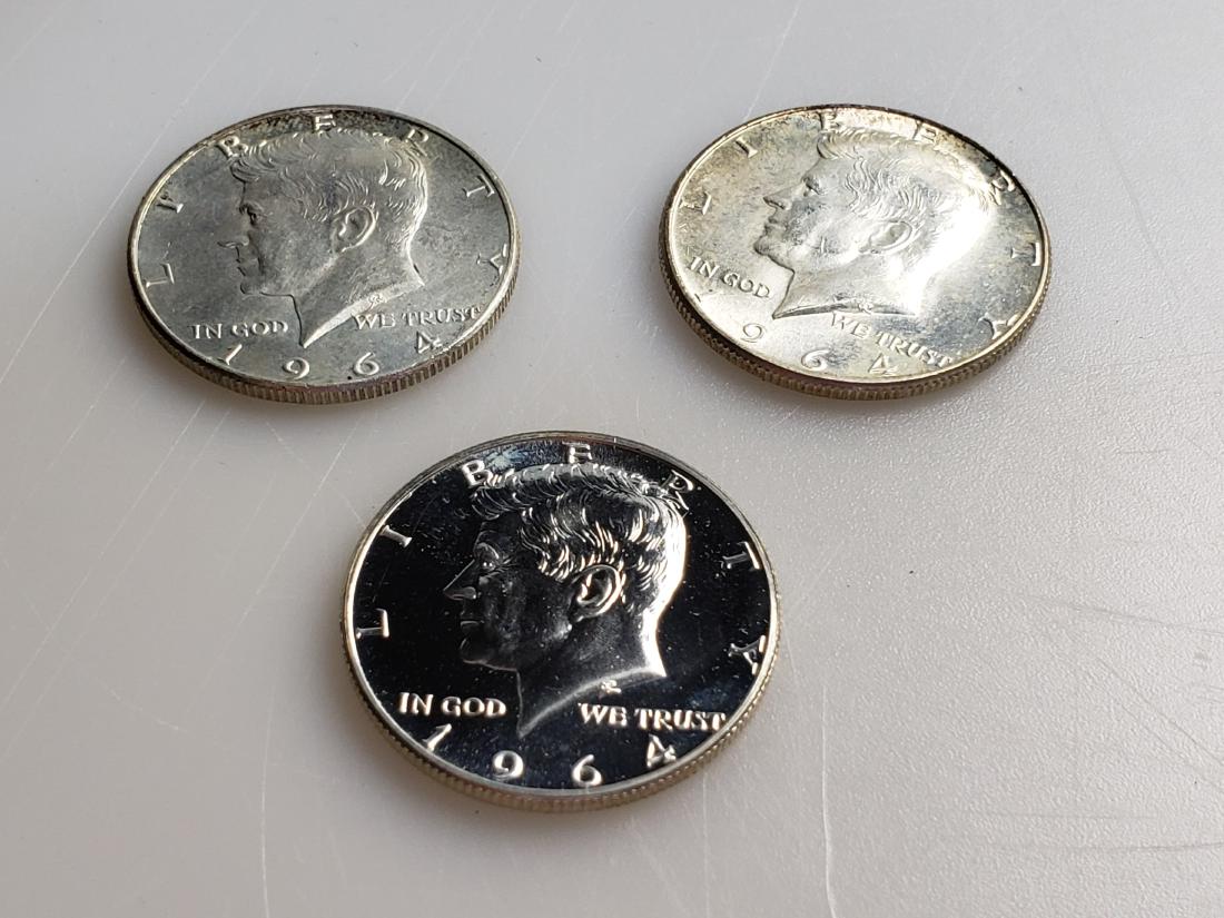THREE (3) 1964 ASSORT SILVER KENNEDY HALF DOLLARS (1 of 9)