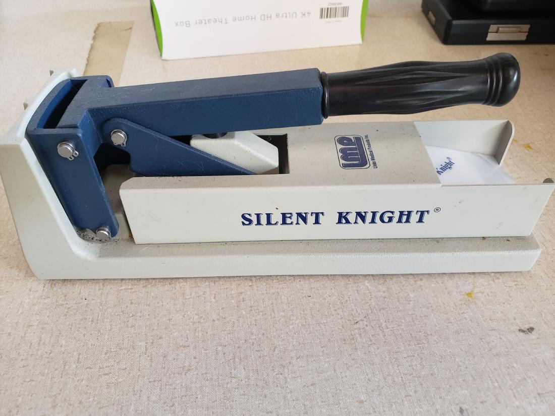 SILENT KNIGHT by LINK MEDICAL PRODUCTS - PILL CRUSHER (1 of 5)