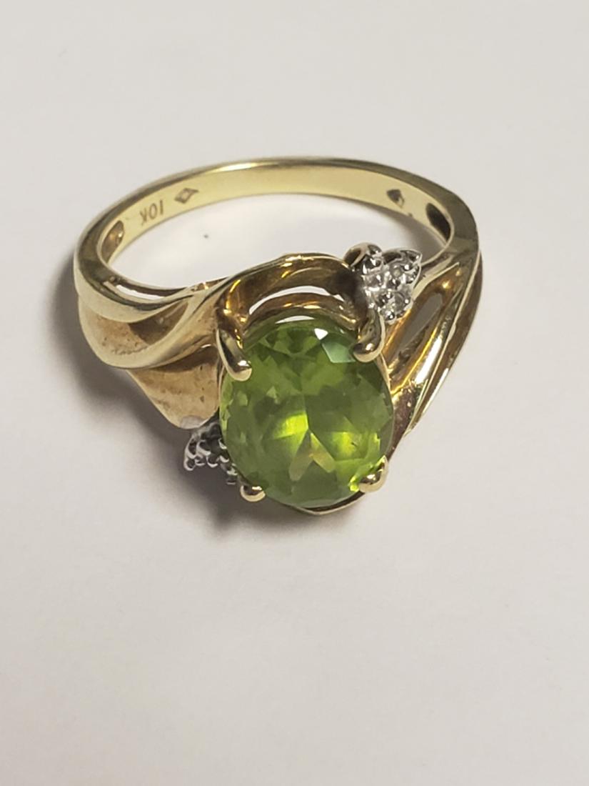 10k Peridot Yellow Gold Ring (1 of 5)