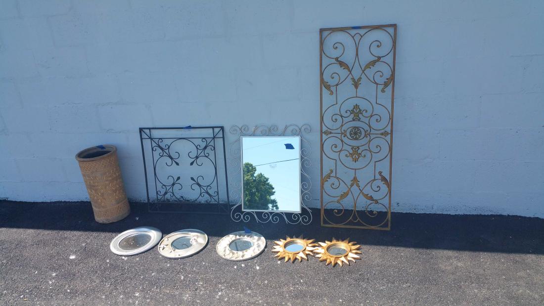 NINE PIECE GARDEN ART ARCHITECTURE LOT (1 of 4)