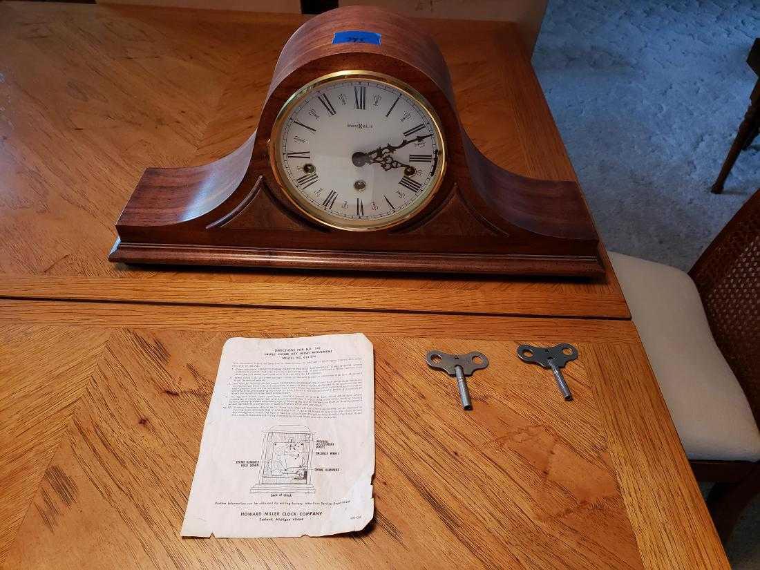 FRANZ HERMLE Howard Miller MANTEL CLOCK 1050-20 (1 of 10)