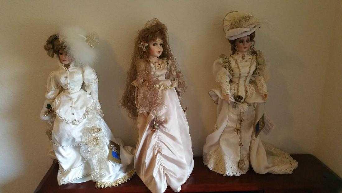 Franklin Heirloom Dolls (1 of 6)