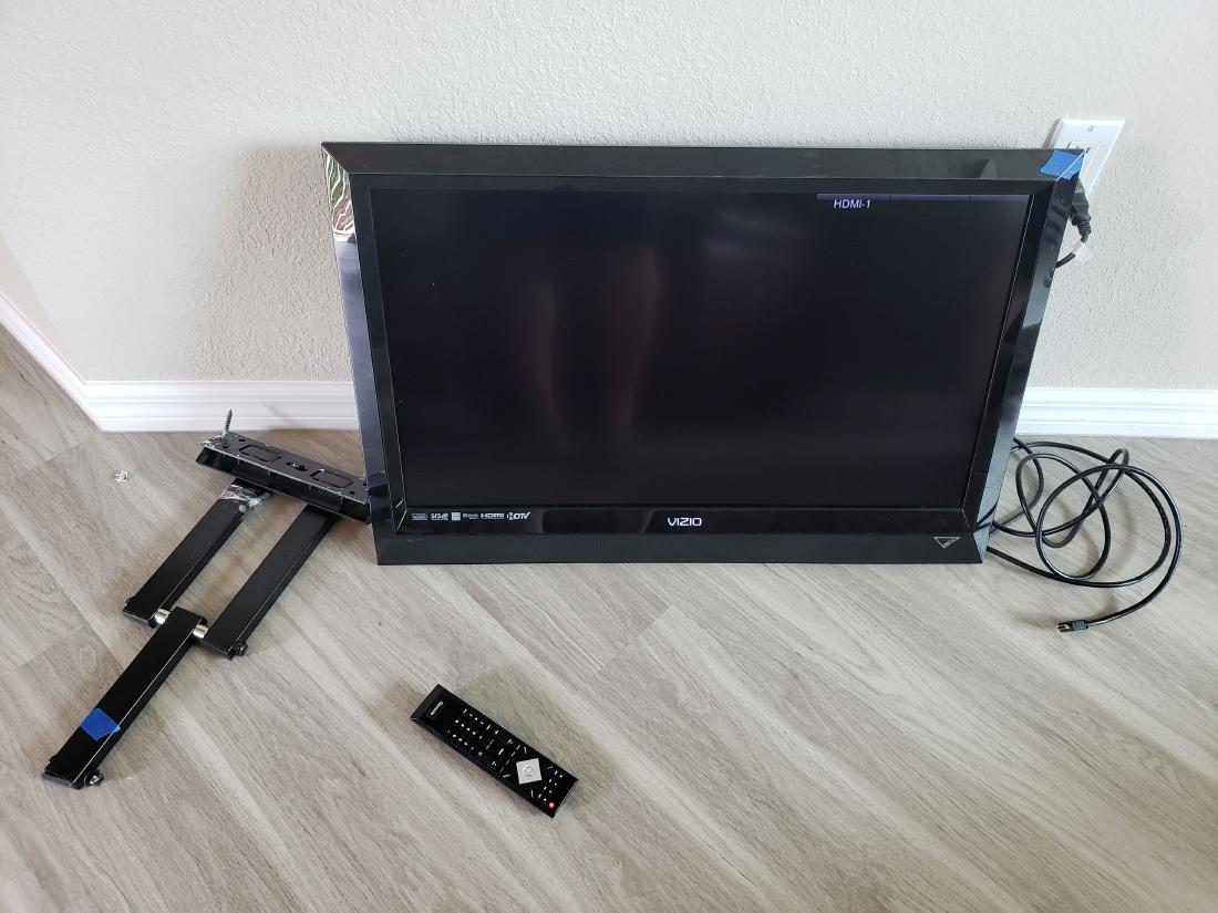 VIZIO TELEVISION MODEL E321VL, 32 IN FLAT SCREEN TV: Information from their website on this particular model.....VIZIO's 32 Inch Class LCD HDTV delivers superior picture and audio quality at an amazing value. This flat screen LCD HDTV features SRS TruVo