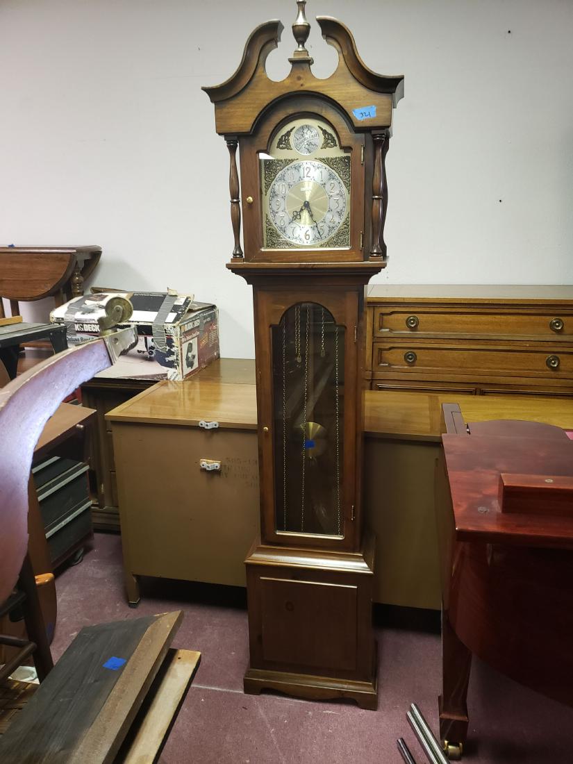 Seth Thomas Tempus Fugit Grandfather Clock May 17 19 Premier Auction House Inc In Fl Seth Thomas Tempus Fugit Grandfather Clock May 17 19 Premier Auction House Inc In Fl