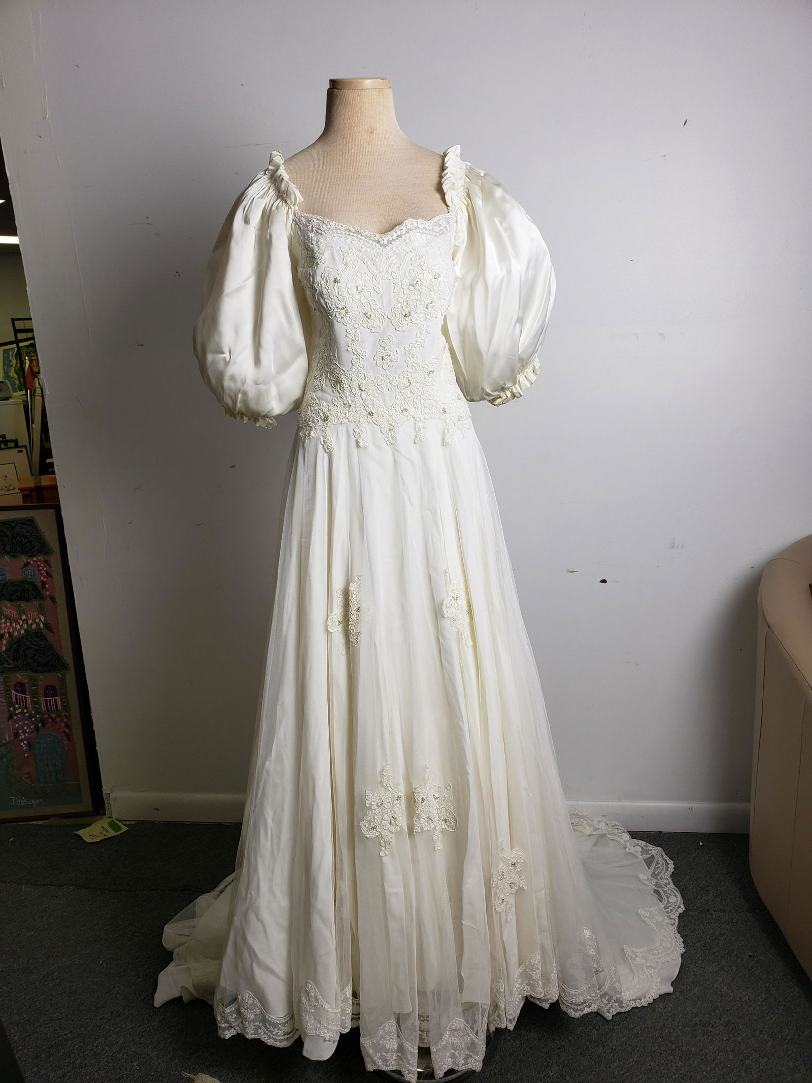 Vintage Wedding Dress (1 of 10)
