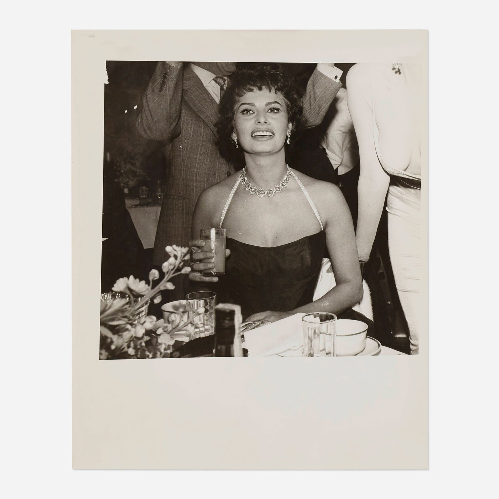 Joe  Shere, Sophia Loren at Romanoff's in Beverly Hills (1 of 3)