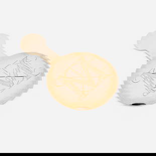 David Adamo, Metropolitan Museum of Art Button: David Adamo Metropolitan Museum of Art Button 2012gold 1.5 h x 1 w in (4 x 3 cm) Provenance: Ibid Gallery, London | The Jake and Ruth Bloom Collection This