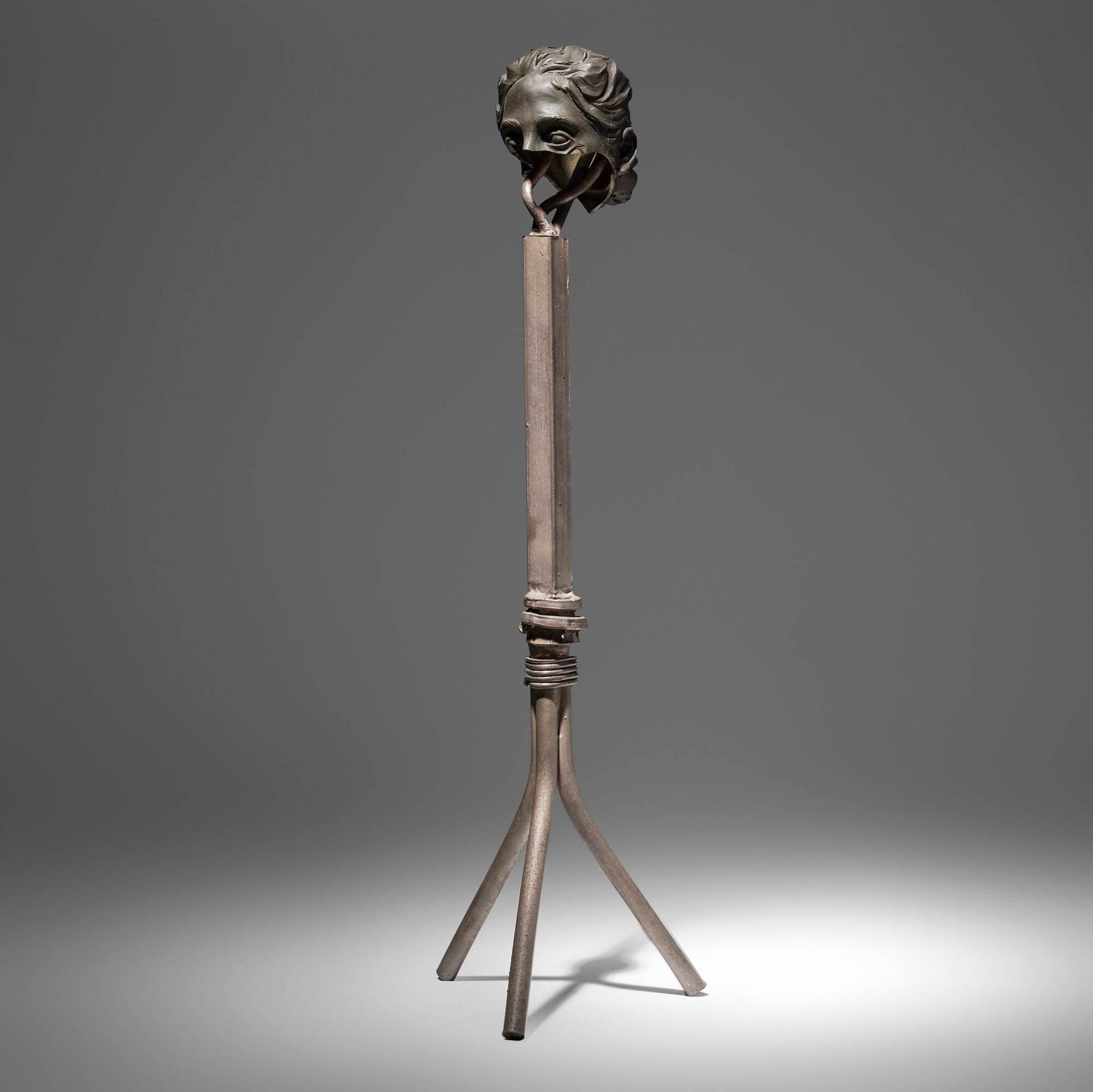 Robert Graham, Kim Head Fragment: Robert Graham Kim Head Fragment 1985patinated bronze 27.000 h x 8.500 w x 8.000 d in (69 x 22 x 20 cm) Provenance: Acquired directly from the artist by the present owner, Doum