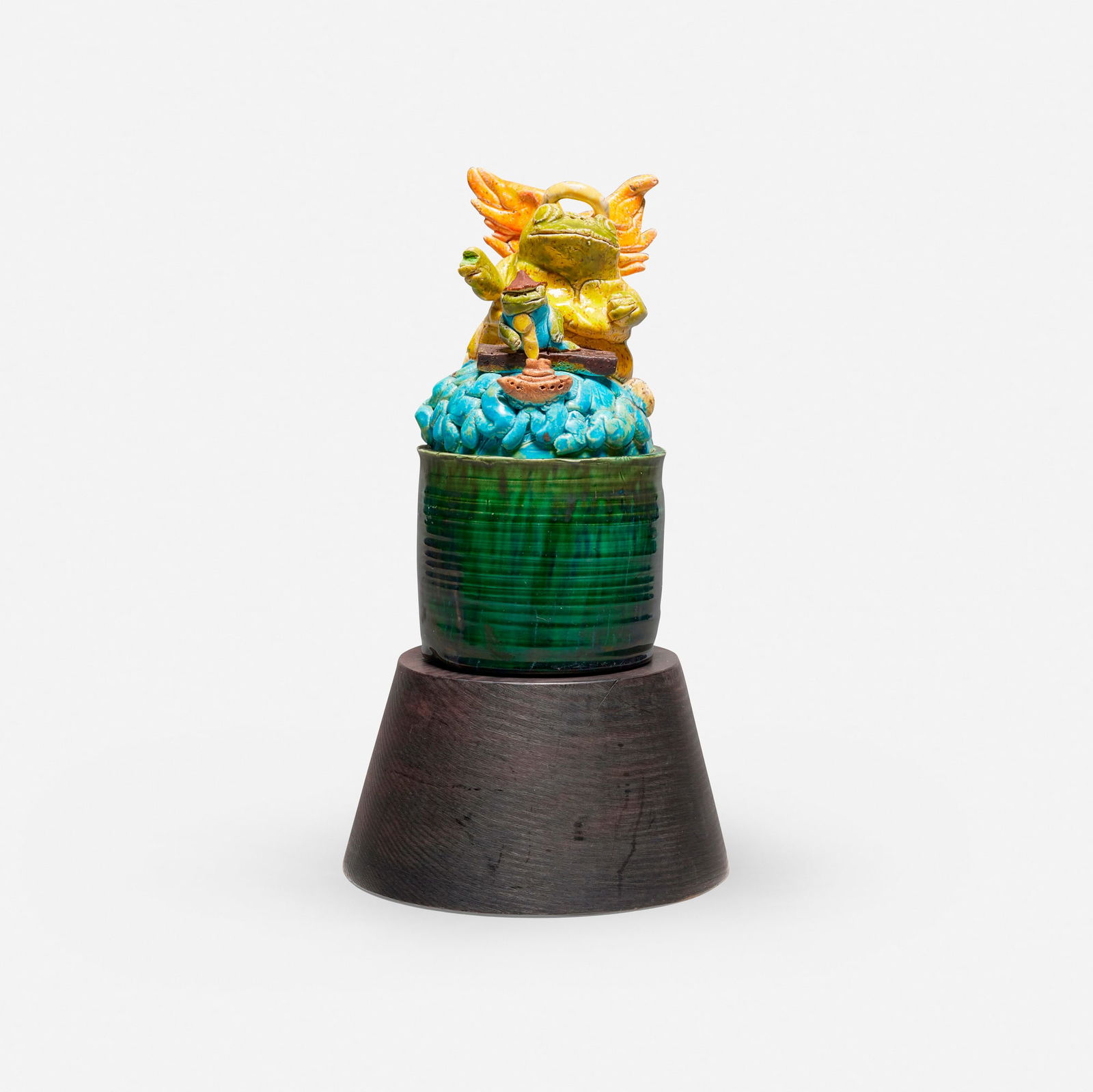 David Gilhooly, Guardian Frog covered jar (1 of 5)