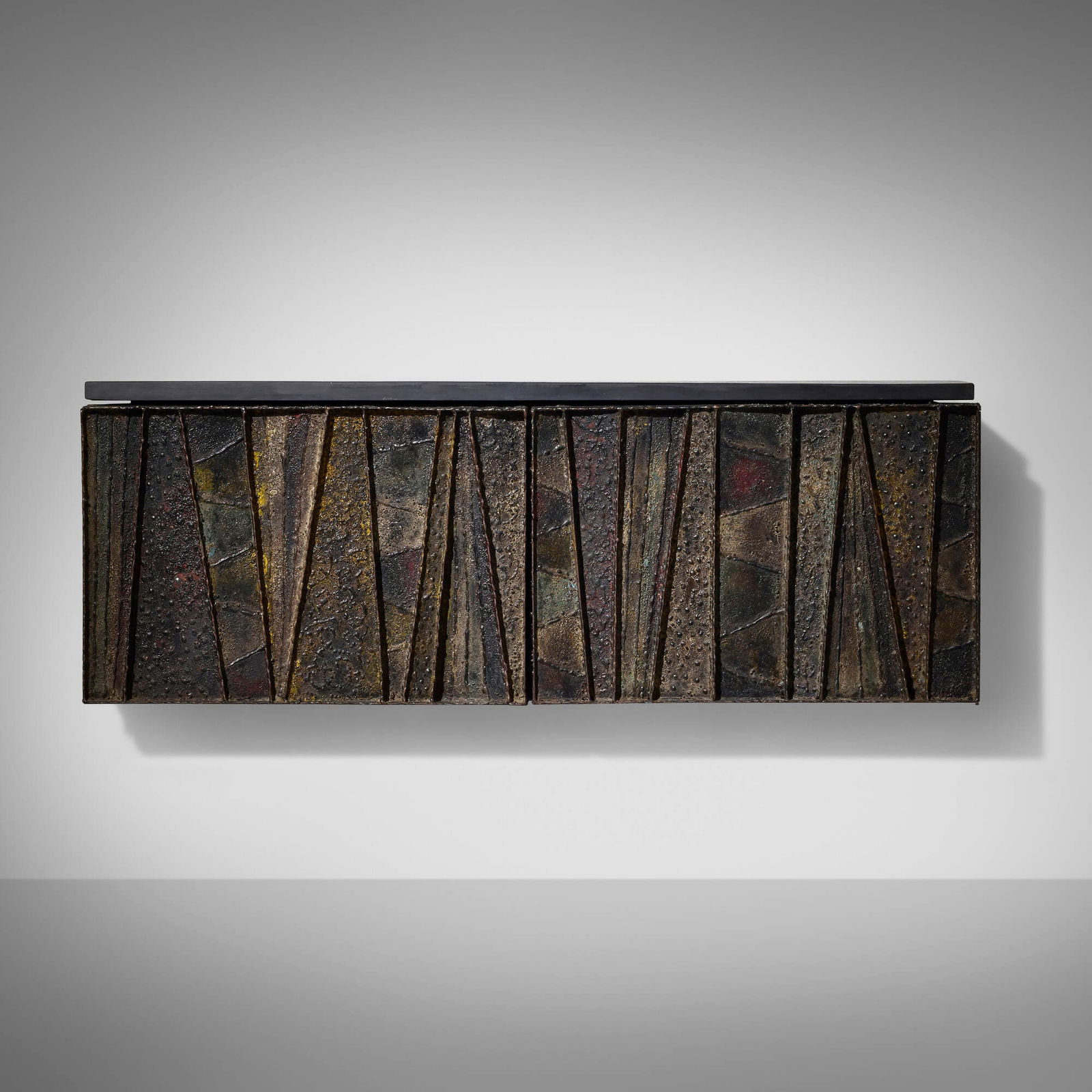 Paul Evans, Wall-mounted cabinet, model PE-19 (1 of 5)