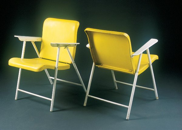 Russel Wright Chairs (2) Sampsonite: Russel Wright Folding Chairs (2) Sampsonite 24.5"l x 31"d x 31"h