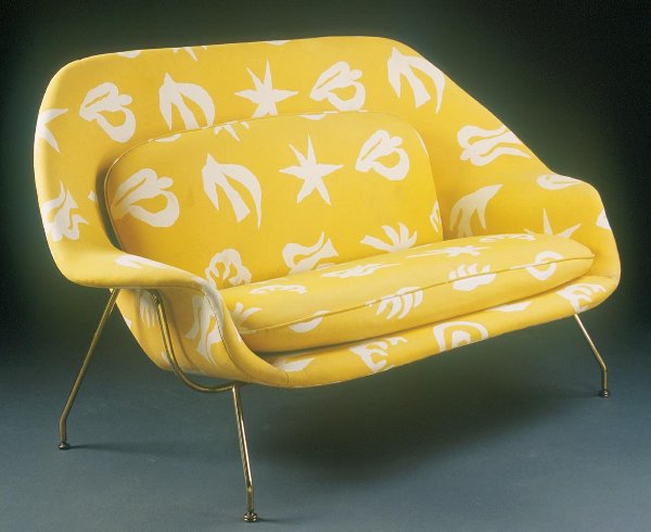 Eero Saarinen "Womb" Settee Knoll: Eero Saarinen "Womb" Settee Knoll, designed circa 1948 61l x 36d x 35h