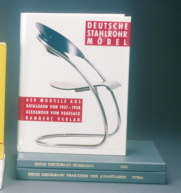 German Modern Furniture 3 Hoffman Stahl: German Modern Furniture (3) Erich Dieckmann; Mobelbau in Holz, Rohr Stahl, Julius Hoffmann Verlag, Stuttgart, 1990; Erich Dieckmann; Praktiker der avantgarde design (Edited by Alexander von Vegesack,