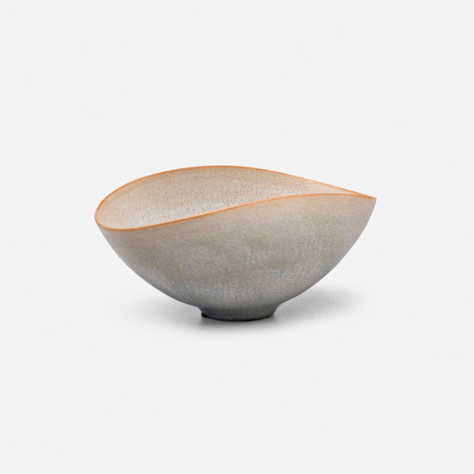 Gertrud and Otto Natzler, Folded vessel (1 of 4)