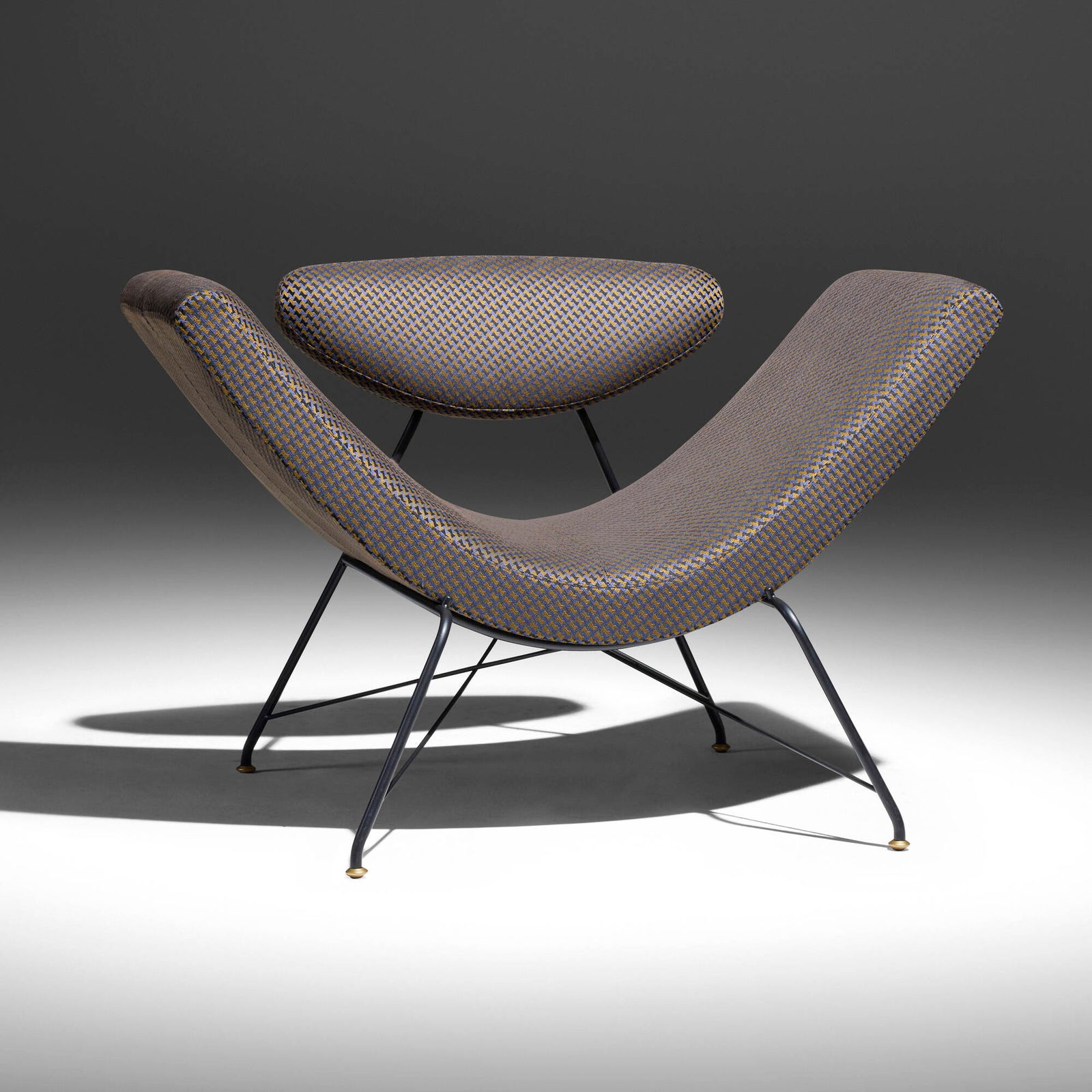Martin Eisler and Carlo Hauner, Reversivel lounge chair (1 of 6)