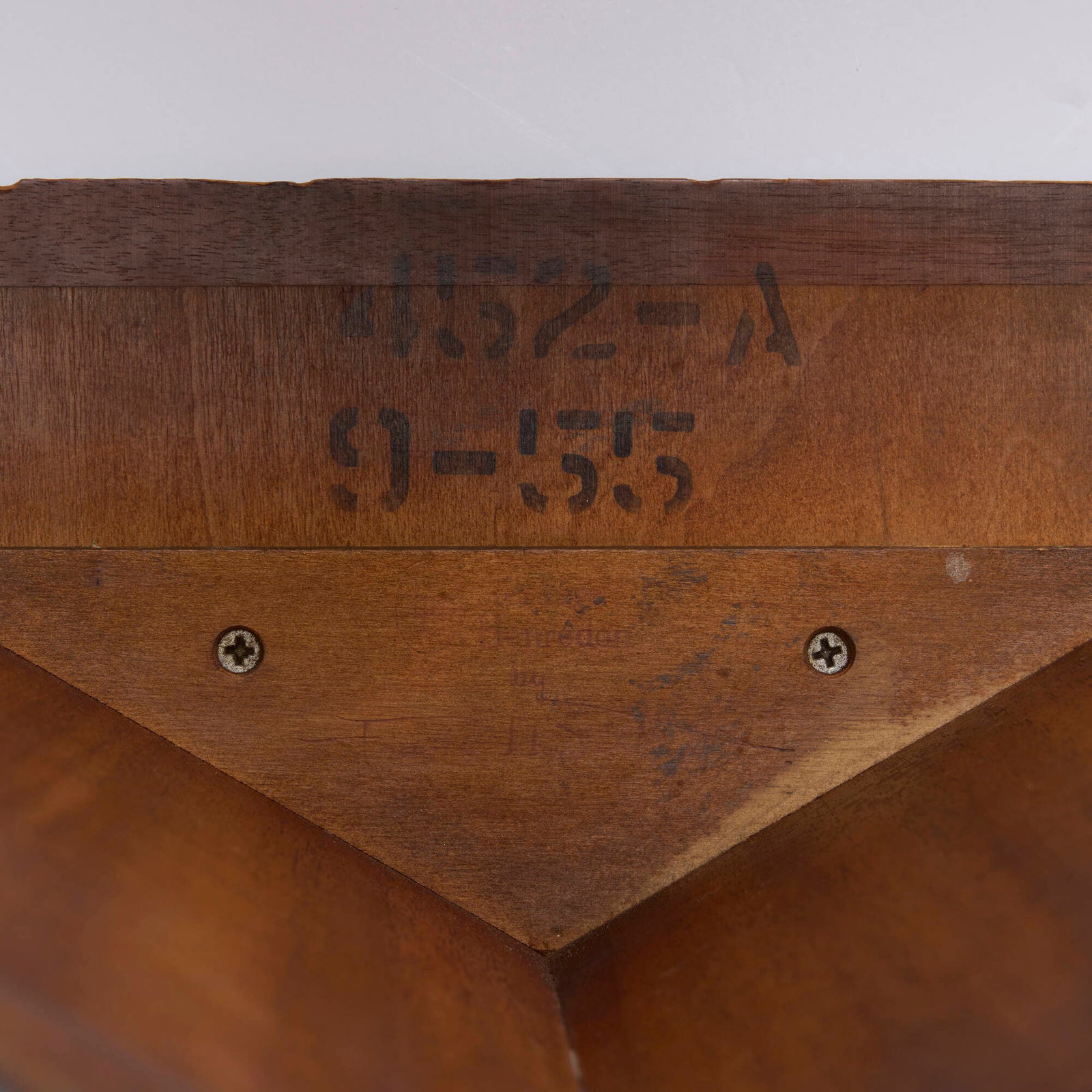 Frank Lloyd Wright, Stools model 452-A, pair - 5