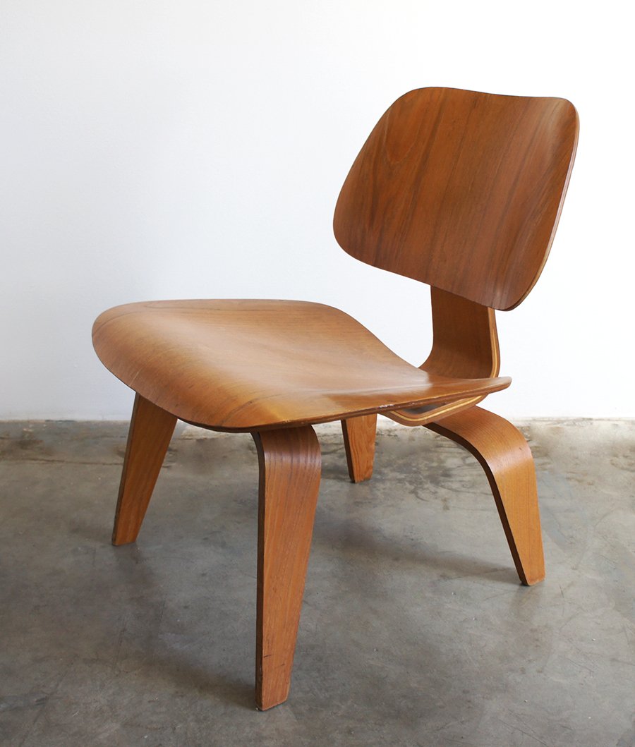 Charles & Ray Eames, Lounge chair (1 of 2)